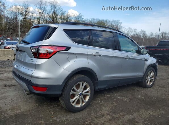 1FMCU0GD4JUC37073 2018 FORD ESCAPE Silver Задня права чверть