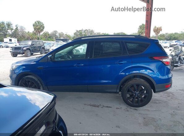 1FMCU0GD4JUD00494 2018 FORD ESCAPE Синий Панорамный вид салона 360°