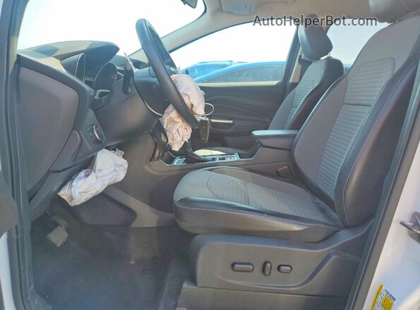 1FMCU0GD4KUB10101 2019 FORD ESCAPE White Widok wnętrza z przodu