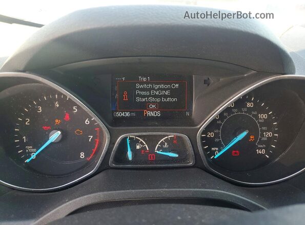 1FMCU0GD4KUB10101 2019 FORD ESCAPE White Widok zestawu wskaźników