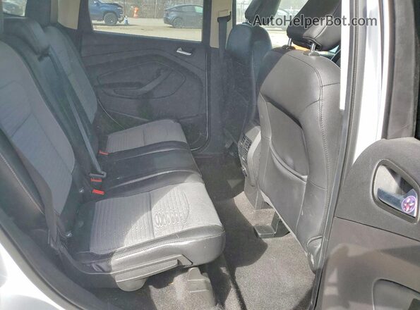 1FMCU0GD4KUB10101 2019 FORD ESCAPE White Widok wnętrza z tyłu