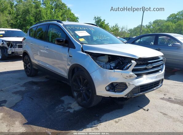 1FMCU0GD4KUC56630 2019 FORD ESCAPE Silver Przód prawy