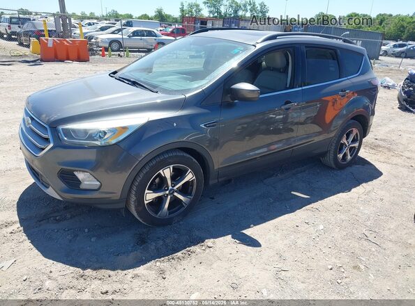 1FMCU0GD5HUB36263 2017 FORD ESCAPE Gray Przód lewy