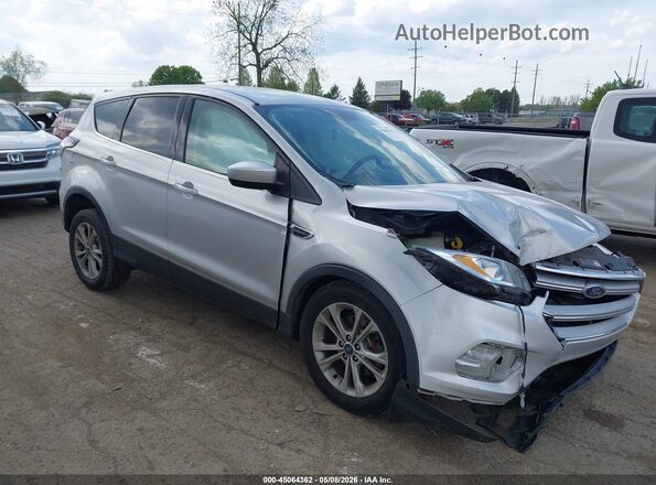 1FMCU0GD5HUB59428 2017 FORD ESCAPE Silver Передня права чверть