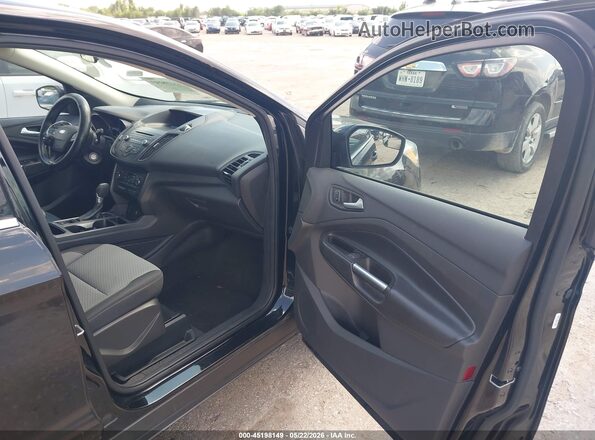 1FMCU0GD5HUE40208 2017 FORD ESCAPE Black წინა სალონის ხედი