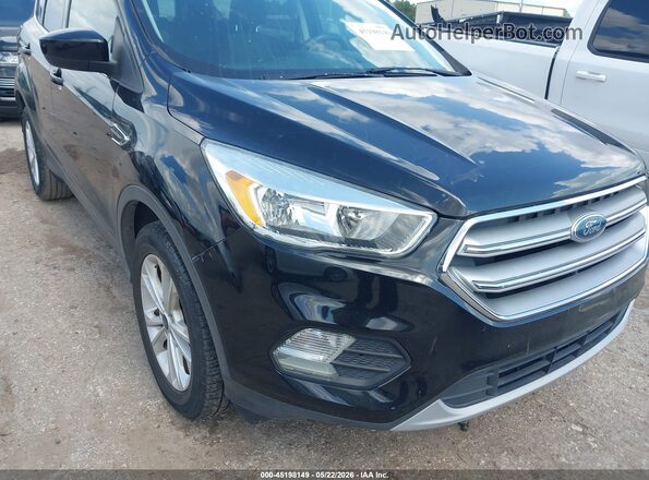1FMCU0GD5HUE40208 2017 FORD ESCAPE Black წინა ხედი