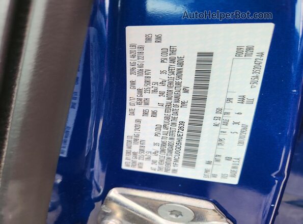 1FMCU0GD5HUE72639 2017 FORD ESCAPE Blue Widok komory silnika