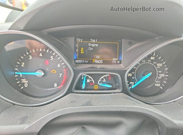 1FMCU0GD5HUE72639 2017 FORD ESCAPE Blue Widok zestawu wskaźników