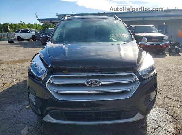 1FMCU0GD5JUC26406 2018 FORD ESCAPE Black Widok z przodu