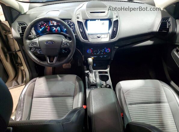 1FMCU0GD5JUC31797 2018 FORD ESCAPE Beige Widok deski rozdzielczej