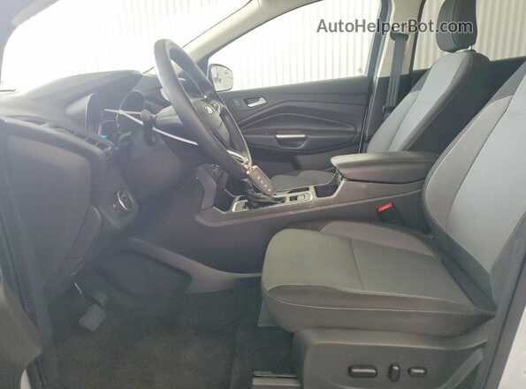 1FMCU0GD5KUC36788 2019 FORD ESCAPE White Widok wnętrza z przodu