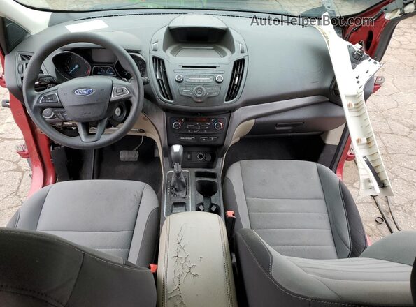 1FMCU0GD6HUD56298 2017 FORD ESCAPE Red Առջևի վահանակի տեսք