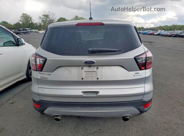 1FMCU0GD6HUD71772 2017 FORD ESCAPE Серебряный Вид сзади