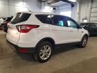 2017 Ford Escape Se Белый vin: 1FMCU0GD6HUD77765