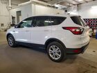 2017 Ford Escape Se Белый vin: 1FMCU0GD6HUD77765