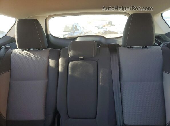 1FMCU0GD6JUB09501 2018 FORD ESCAPE Gray Widok tylnych siedzeń