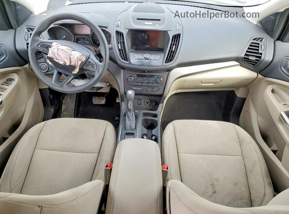 1FMCU0GD7HUE46317 2017 FORD ESCAPE Белый Вид панели приборов