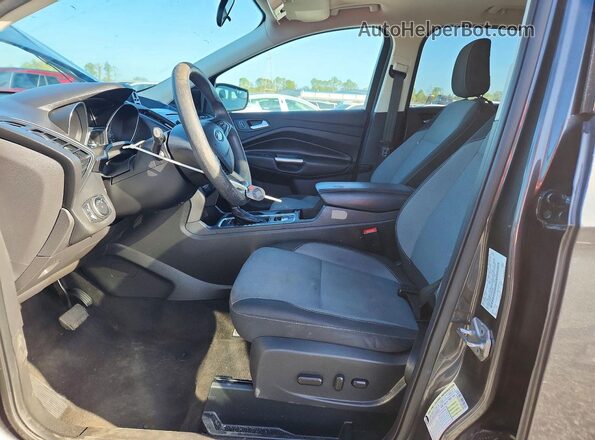 1FMCU0GD7JUA65606 2018 FORD ESCAPE Серый Вид салона спереди