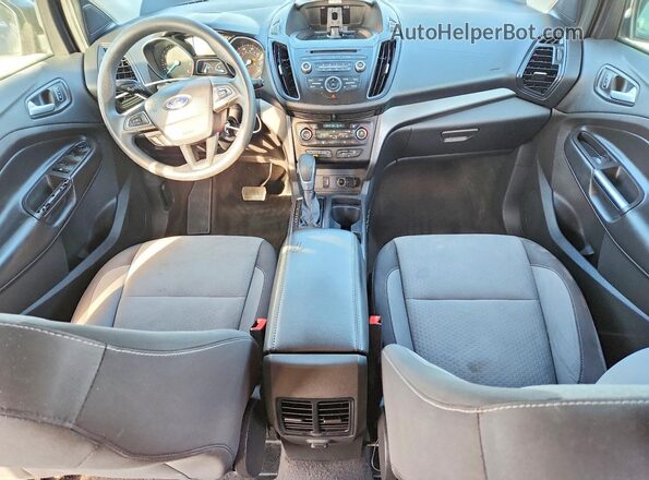 1FMCU0GD7JUA65606 2018 FORD ESCAPE Серый Вид панели приборов