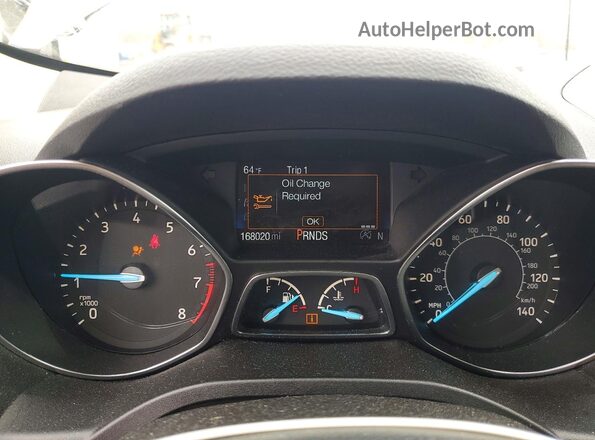 1FMCU0GD7JUB47786 2018 FORD ESCAPE Синий Вид щитка приборов