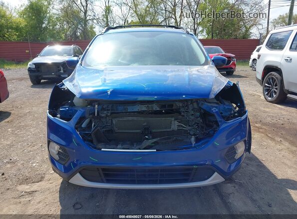 1FMCU0GD7JUC18288 2018 FORD ESCAPE Синий Вид щитка приборов