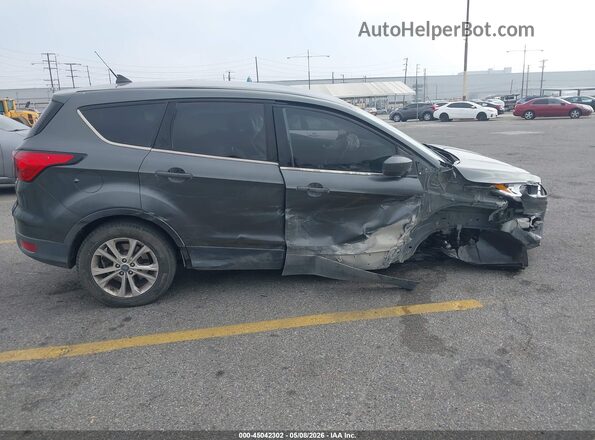 1FMCU0GD7KUBO6902 2019 FORD ESCAPE Brown Вид задньої частини салону