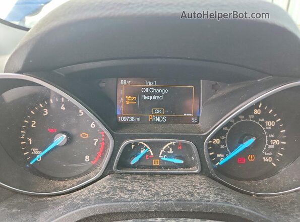 1FMCU0GD8HUB66079 2017 FORD ESCAPE Blue Вид щитка приладів