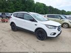 2019 Ford Escape Se White vin: 1FMCU0GD8KUB07220