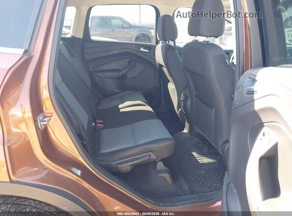 1FMCU0GD9HUD54707 2017 FORD ESCAPE Оранжевый Вид наклейки с VIN-кодом