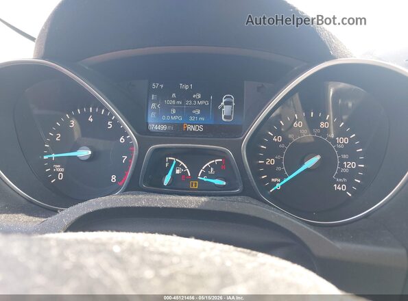 1FMCU0GD9HUE33598 2017 FORD ESCAPE Gray Widok tylnych siedzeń