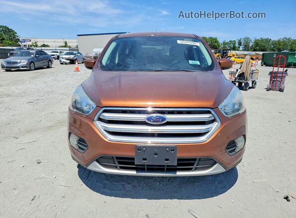 1FMCU0GDXHUA08388 2017 FORD ESCAPE Tan Вид спереду