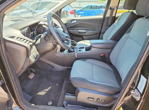 1FMCU0GDXHUB77908 2017 FORD ESCAPE Black Widok wnętrza z przodu