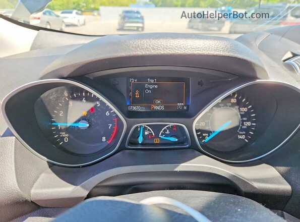 1FMCU0GDXHUB77908 2017 FORD ESCAPE Black Widok zestawu wskaźników