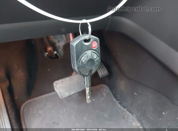 1FMCU0GDXHUD38452 2017 FORD ESCAPE Черный Вид панели приборов