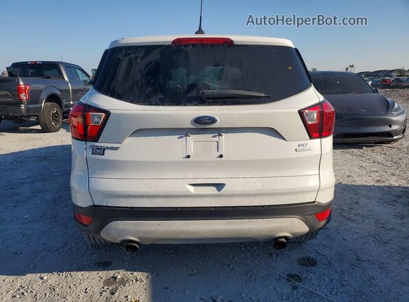 1FMCU0GDXKUB64874 2019 FORD ESCAPE White Вид ззаду