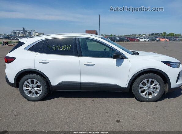 1FMCU0GN9PUA11368 2023 FORD ESCAPE White Vista interior trasera