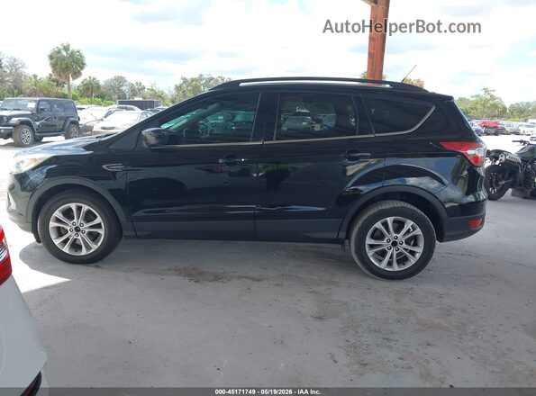 1FMCU0HD8JUC03510 2018 FORD ESCAPE Черный Панорамный вид салона 360°