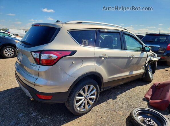 1FMCU0J92HUE02889 2017 FORD ESCAPE Золотой Задняя правая четверть