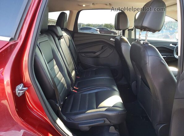 1FMCU0JD3HUE68288 2017 FORD ESCAPE Red Widok wnętrza z tyłu