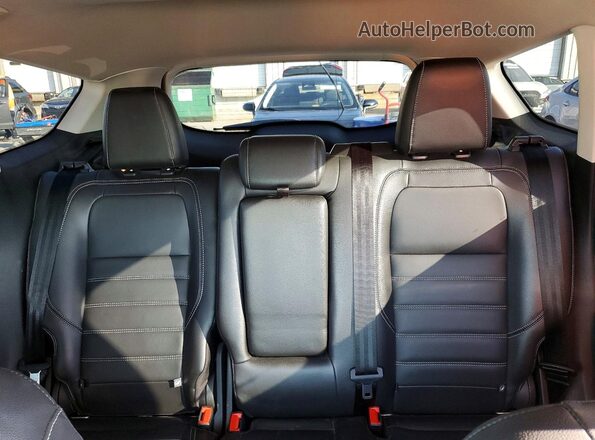 1FMCU0JD3HUE68288 2017 FORD ESCAPE Red Widok tylnych siedzeń