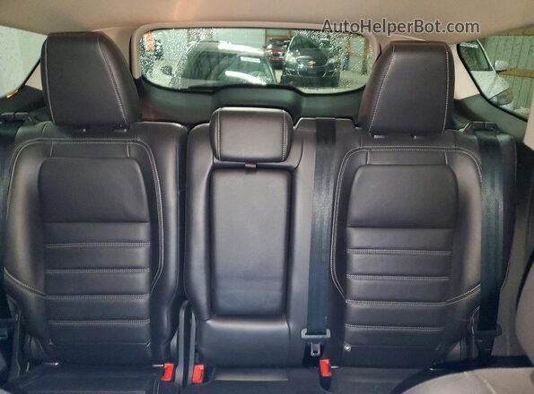 1FMCU0JDXHUD17755 2017 FORD ESCAPE Серебряный Вид задних сидений