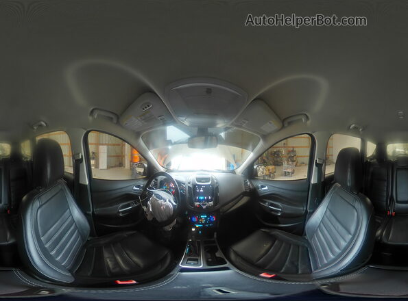 1FMCU0JDXHUD17755 2017 FORD ESCAPE Серебряный Панорамный вид салона 360°