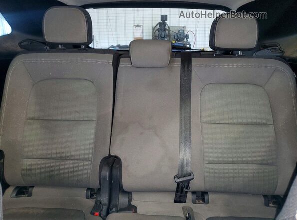 1FMCU9F60MUA90701 2021 FORD ESCAPE Белый Вид задних сидений