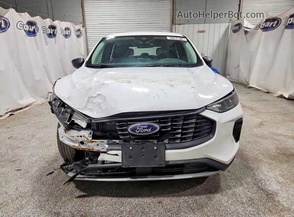 1FMCU9FN3PUB22567 2023 FORD ESCAPE Белый Вид спереди