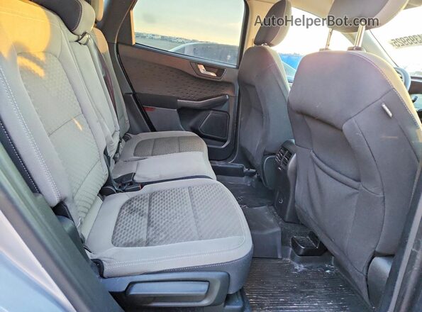 1FMCU9G60LUB90472 2020 FORD ESCAPE Silver Widok wnętrza z tyłu