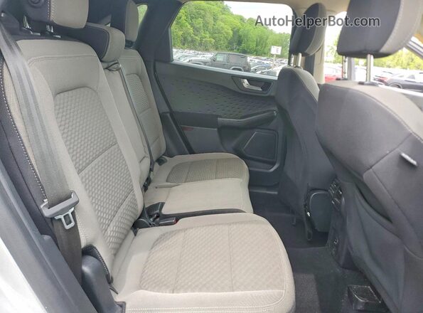 1FMCU9G67LUB37607 2020 FORD ESCAPE Серебряный Вид задней части салона