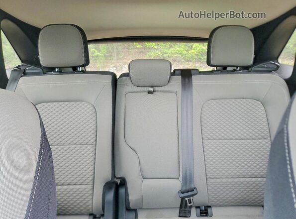 1FMCU9G67LUB37607 2020 FORD ESCAPE Серебряный Вид задних сидений
