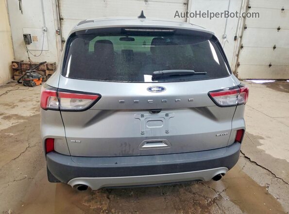 1FMCU9G69MUB34872 2021 FORD ESCAPE Серебряный Вид сзади