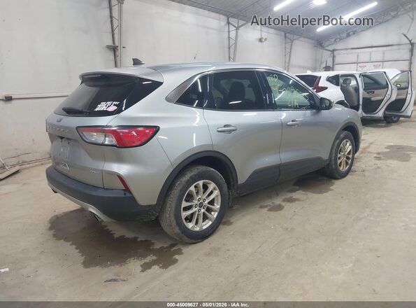 1FMCU9G6XMUA42136 2021 FORD ESCAPE Серебряный Задняя правая четверть