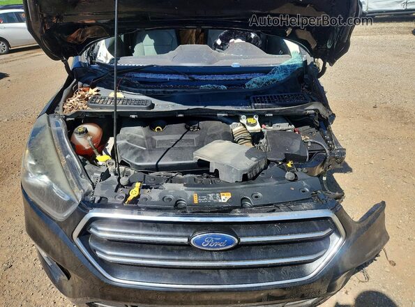 1FMCU9G90HUD62520 2017 FORD ESCAPE Черный Вид подкапотного пространства